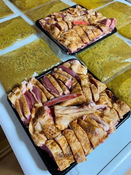 VỊT GIẢ CẦY
